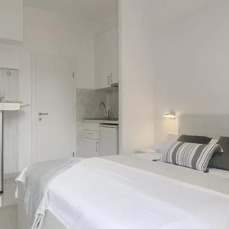Paladin Apartment