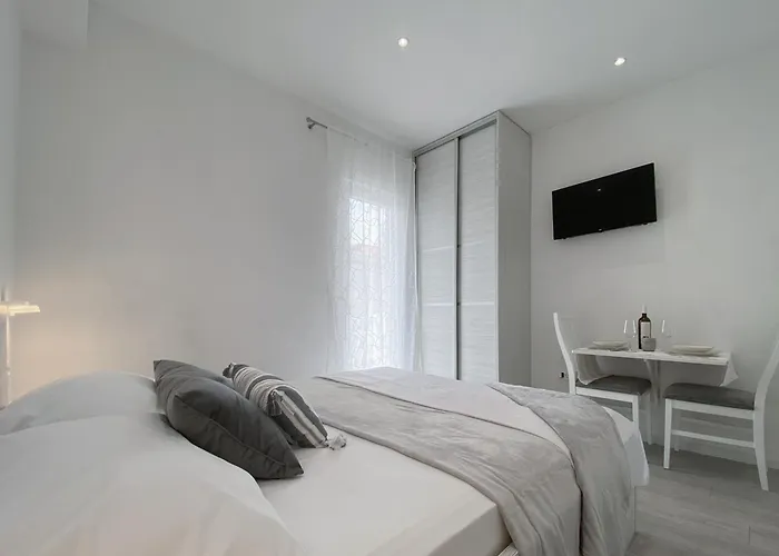 Paladin Apartment Makarska